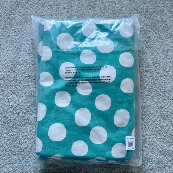 NWT PB Teen Beanbag Chair Slipcover in Pool Blue Polka Dot - Picture 3 of 4